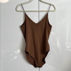 GAZE Brown Spaghetti Strap Bodysuit, Size M